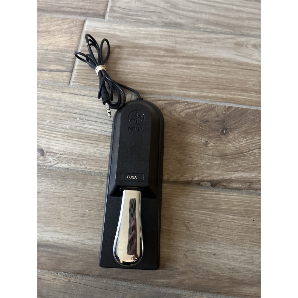 Yamaha FC4A Piano Sustain Pedal - Black